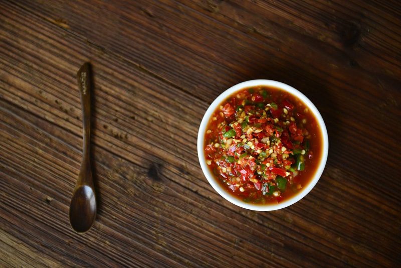 辣椒酱久久99麻豆精品小视频如何进行清洗消毒？